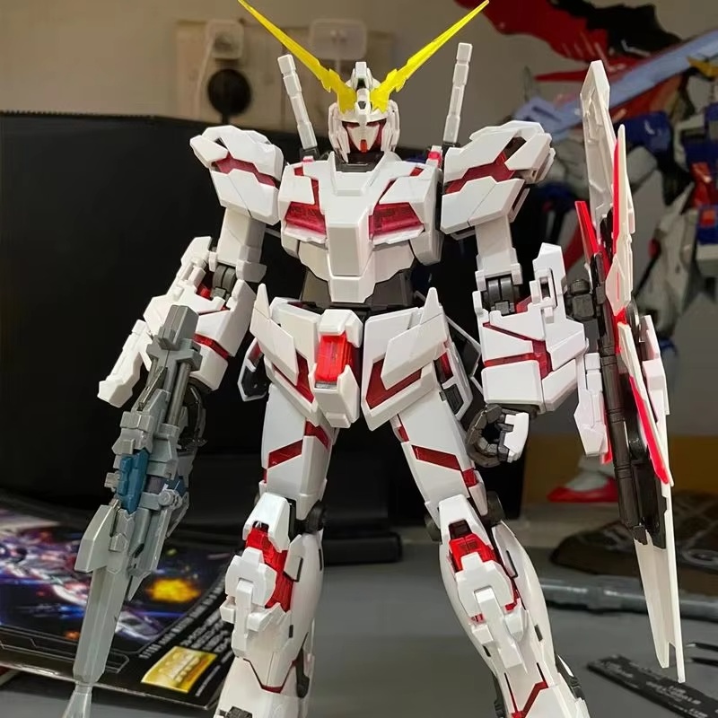 En stock HG 1/144 RX-0 Unicorn - Bandai Gundam Rg reseña y precio